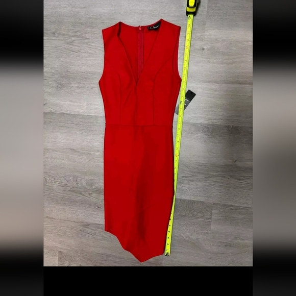 Lulu's Red Sleeveless V Neck Plunge Assymetrical Bodycon Party Formal  Small - Picture 2 of 4
